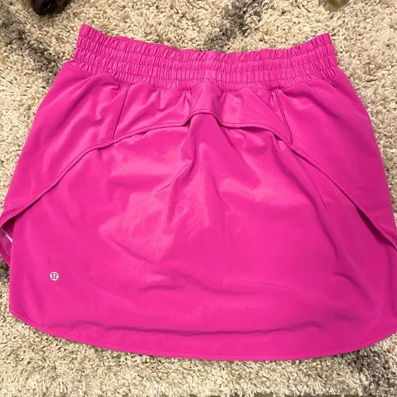 04 -Lululemon EUC Hotty Hot High-Rise Skirt *LongSonic Pink-size 10