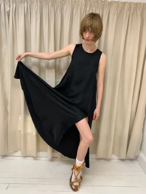 A-line bias dress, black