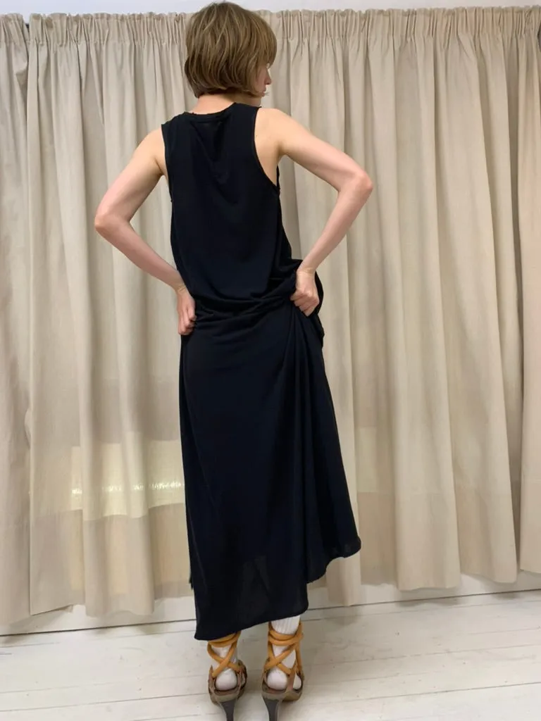 A-line bias dress, black