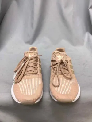 ADIDAS SIZE 7 1/2 Ladies SHOES