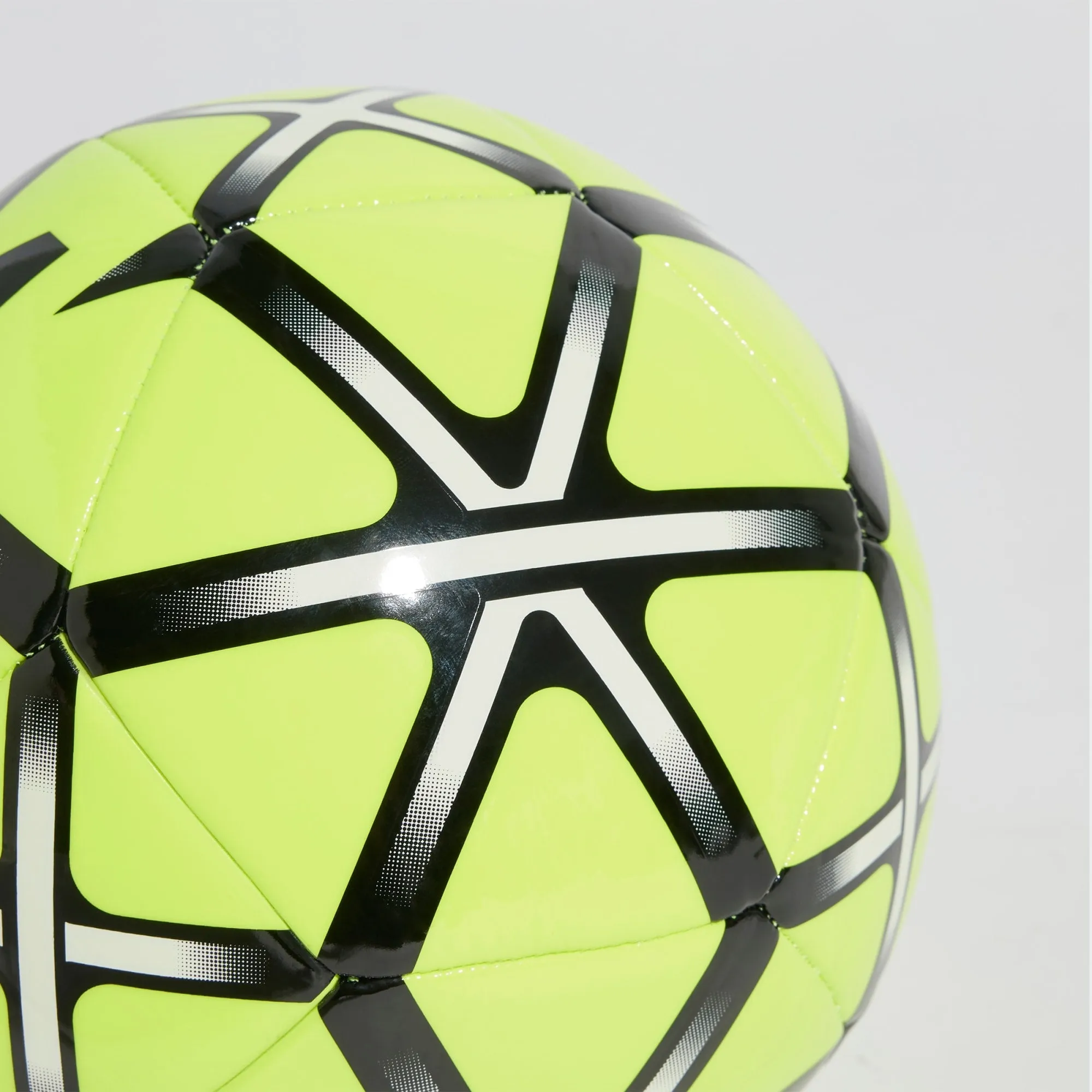 ADIDAS SOCCER BALL STARLANCER CLUB