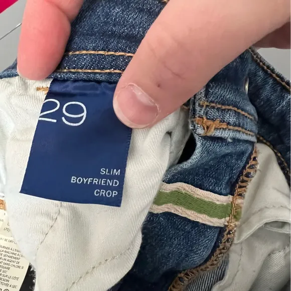 Anthropologie Pilcro Slim Boyfriend Crop Distressed Jeans