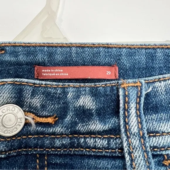 Anthropologie Pilcro Slim Boyfriend Crop Distressed Jeans
