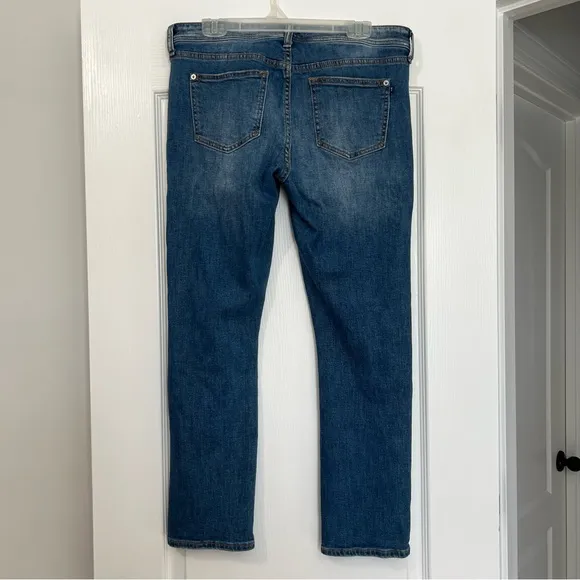 Anthropologie Pilcro Slim Boyfriend Crop Distressed Jeans