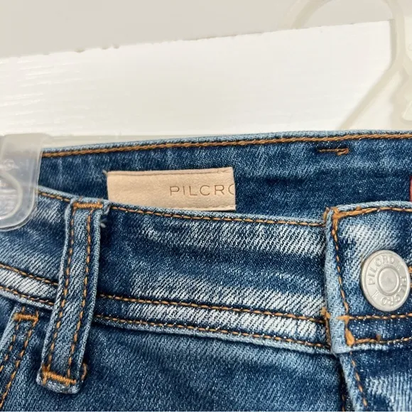 Anthropologie Pilcro Slim Boyfriend Crop Distressed Jeans