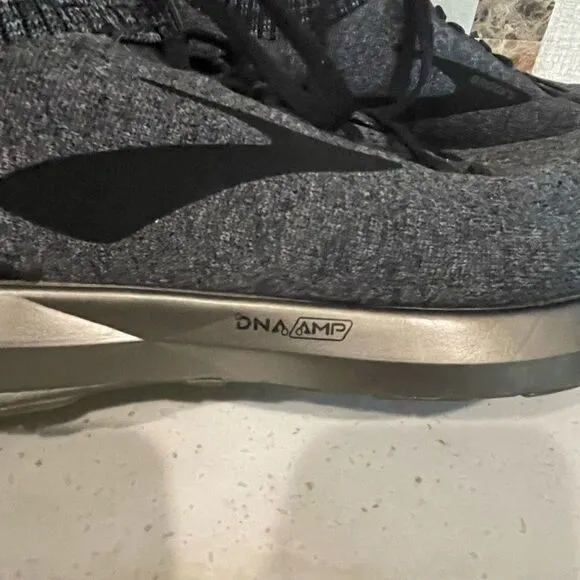Brooks Tennis Shoes