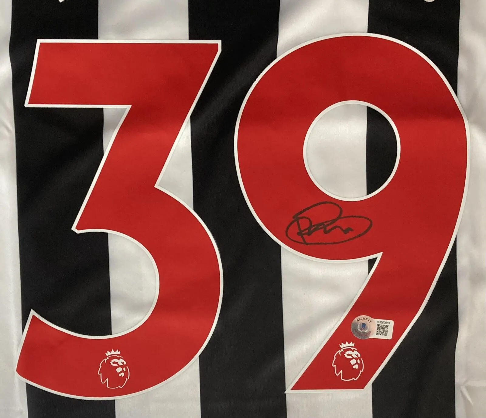 Bruno Guimaraes Signed Newcastle United Castore Medium Soccer Jersey BAS