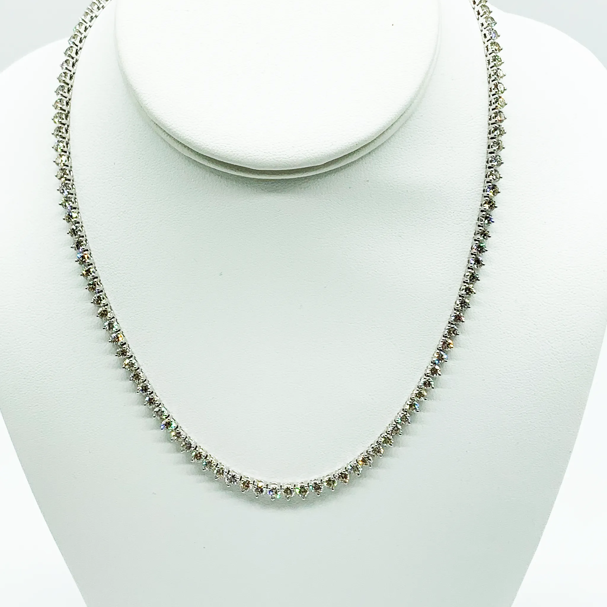 CA 18 Karat White Gold and Diamond "Tennis" Necklace
