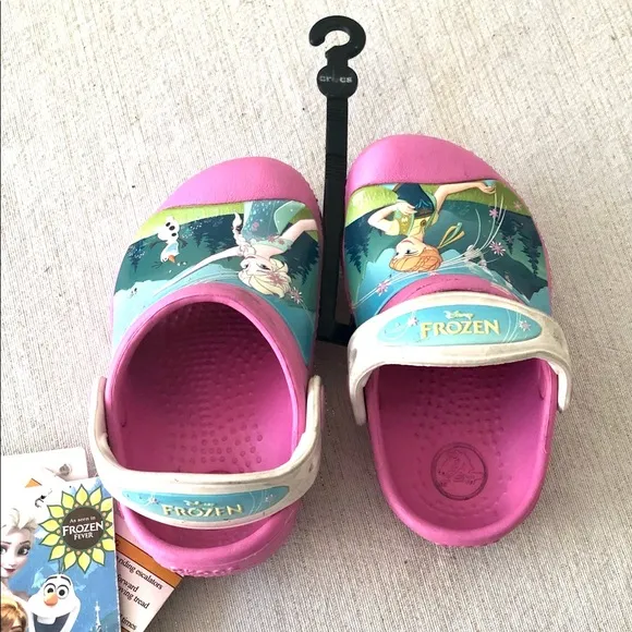 CROCS KIDS PINK FROZEN SIZE 4C