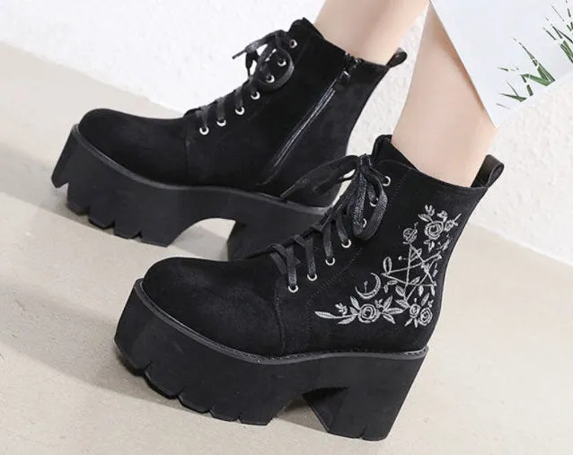 Gothic Boots Women