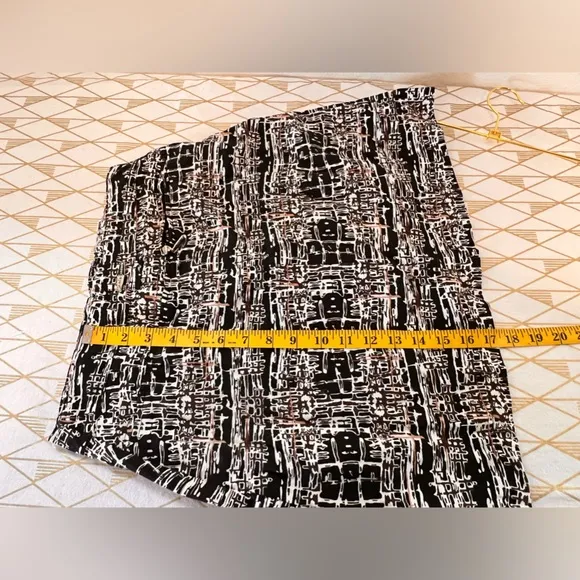 Jamie Sadock Abstract Golf/Tennis Skort Size 4