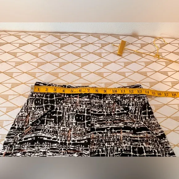 Jamie Sadock Abstract Golf/Tennis Skort Size 4