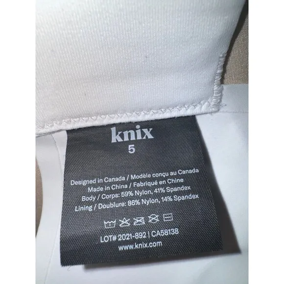Knix White Catalyst Front Zip Sports Bra size 5