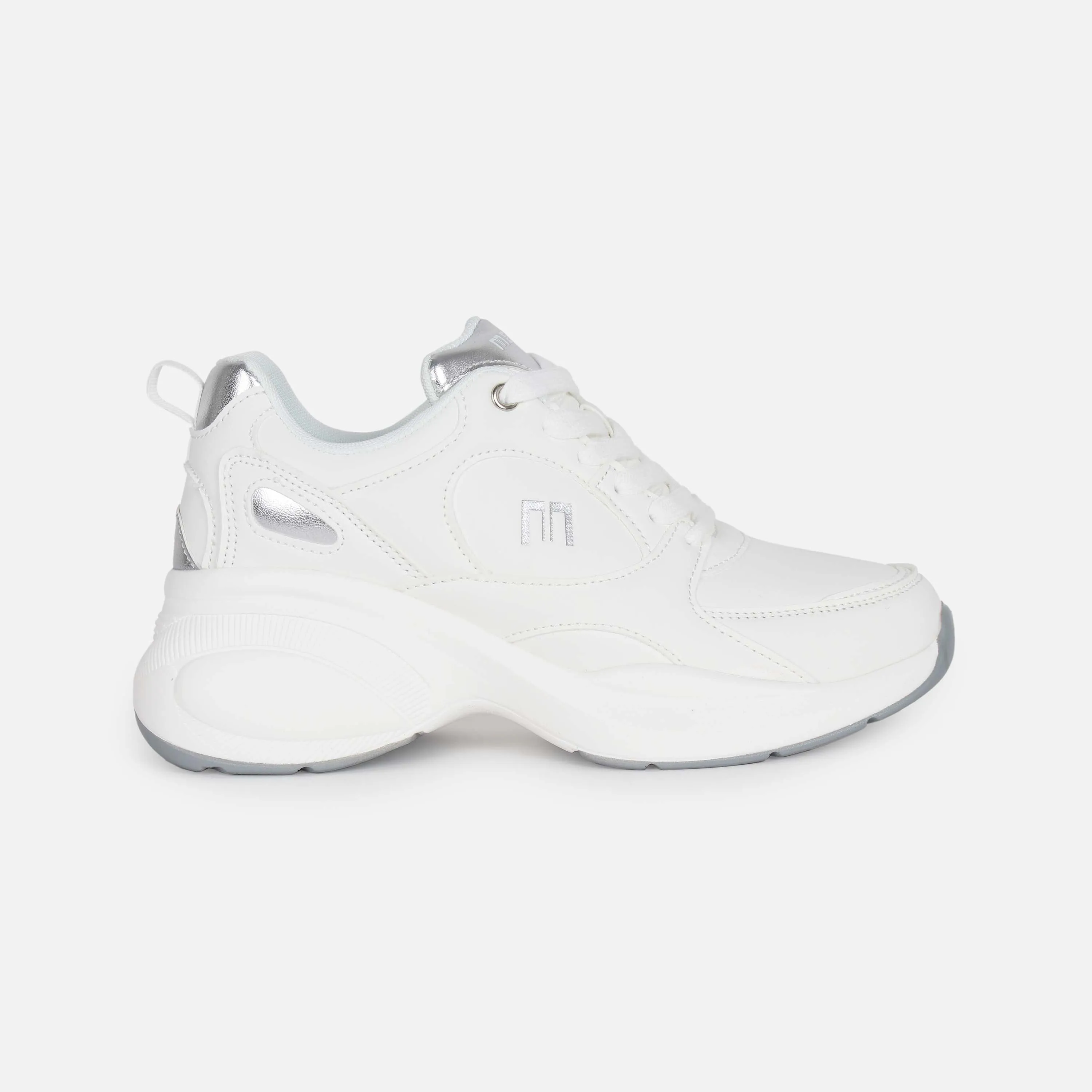 LADIES SPORTS LACE-UP SHOES