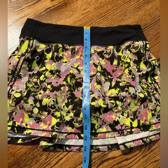 Lululemon | Pace Rival Skirt Inflected Highlight Yellow Multi/Black Sz 6