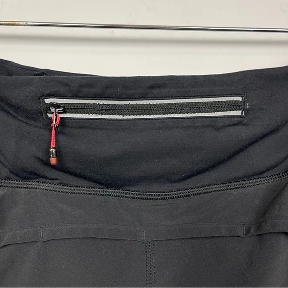 Lululemon Run: Speed Up Short 2.5&quot; Size 8 Black With Inner Brief Back Zip Pocket
