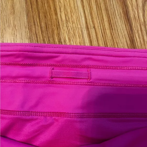 Lululemon Speed Up LR Low Rise Short 2.5&quot; Lined SNCP Sonic Pink Size 14 NWT