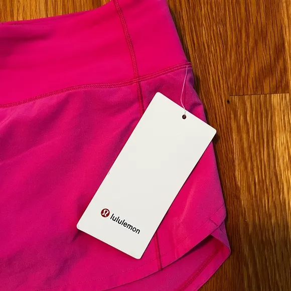 Lululemon Speed Up LR Low Rise Short 2.5&quot; Lined SNCP Sonic Pink Size 14 NWT