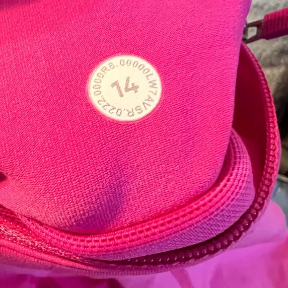 Lululemon Speed Up LR Low Rise Short 2.5&quot; Lined SNCP Sonic Pink Size 14 NWT