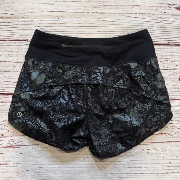 Lululemon Speed Up Mid-Rise Lined Short 4&quot; Logo Flourish Black Iridescent Foil 2