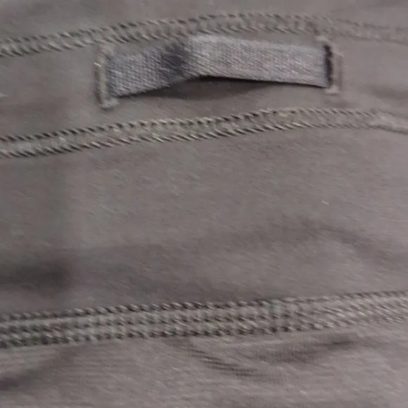 Lululemon Speed Up Short *2.5&quot; Incognito Camo Multi Gator Green / Black