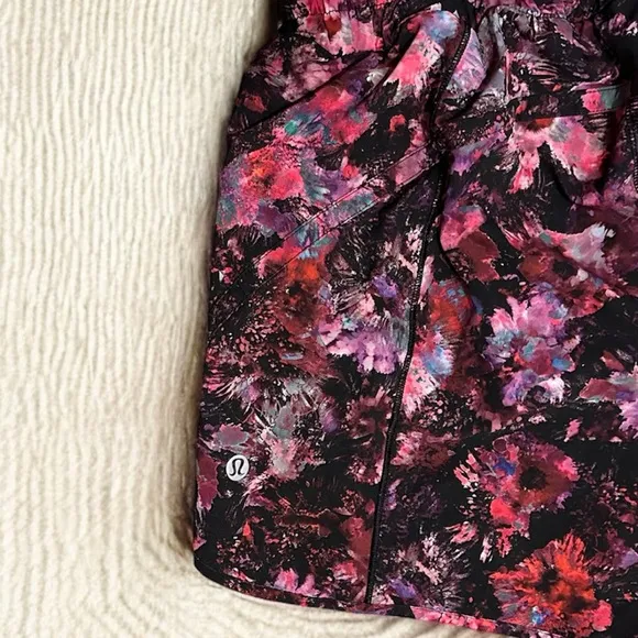 Lululemon Track That High Rise Short 3&quot; Lined Fluoro Floral Multi Size 6