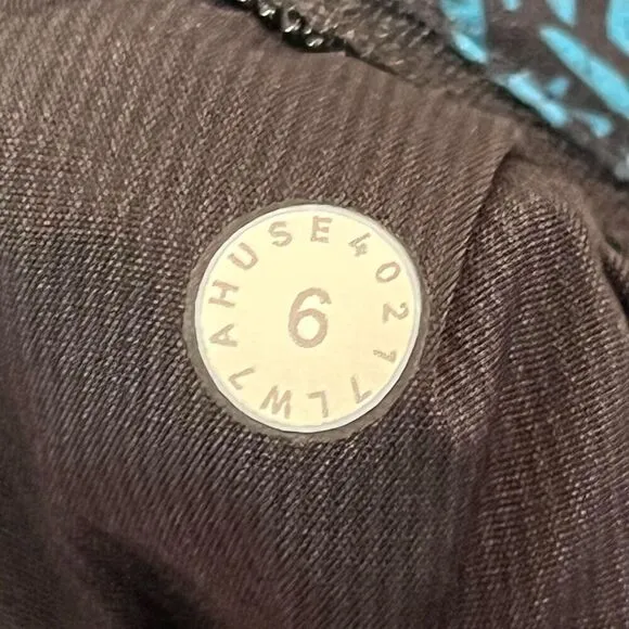 Lululemon Tracker Low-Rise Short 4&quot; *Illuminate Multi Black
