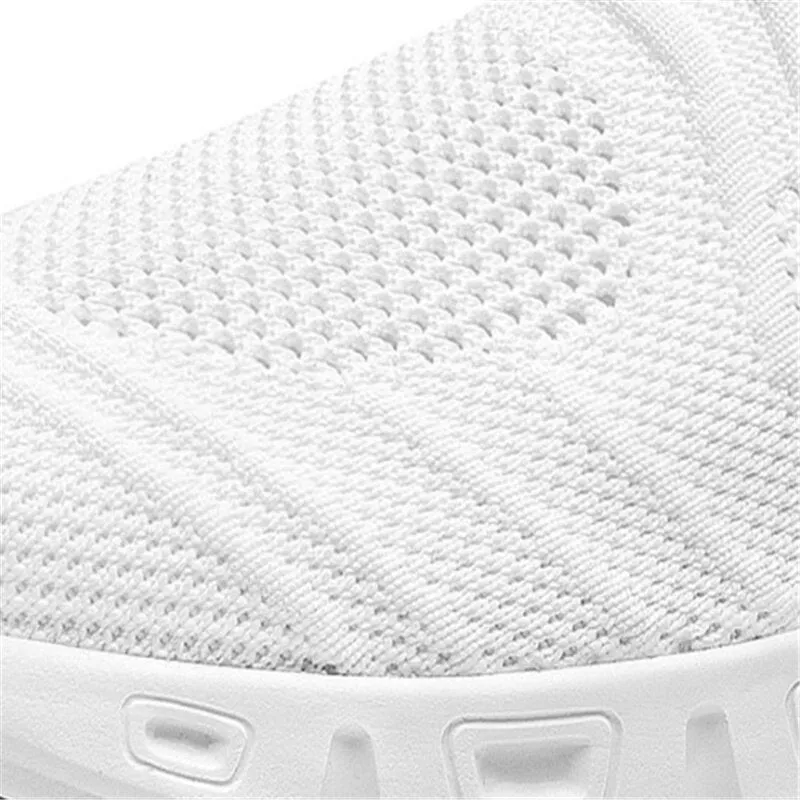 Men's Mesh Breathable Running Shoes