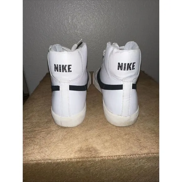 Nike Blazer Mid '77 Vintage Shoes White Black Sail BQ6806-100 Men's‎ 8.5.