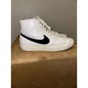 Nike Blazer Mid '77 Vintage Shoes White Black Sail BQ6806-100 Men's‎ 8.5.