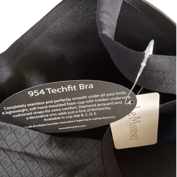 NWT Le Mystere TechFit Bra 954 Underwire Black 38B
