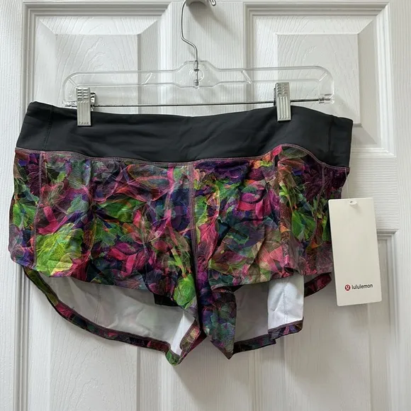 NWT Lululemon Speed Up Low-Rise Short 2.5&quot; Hyper Flow Pink Multi / Black