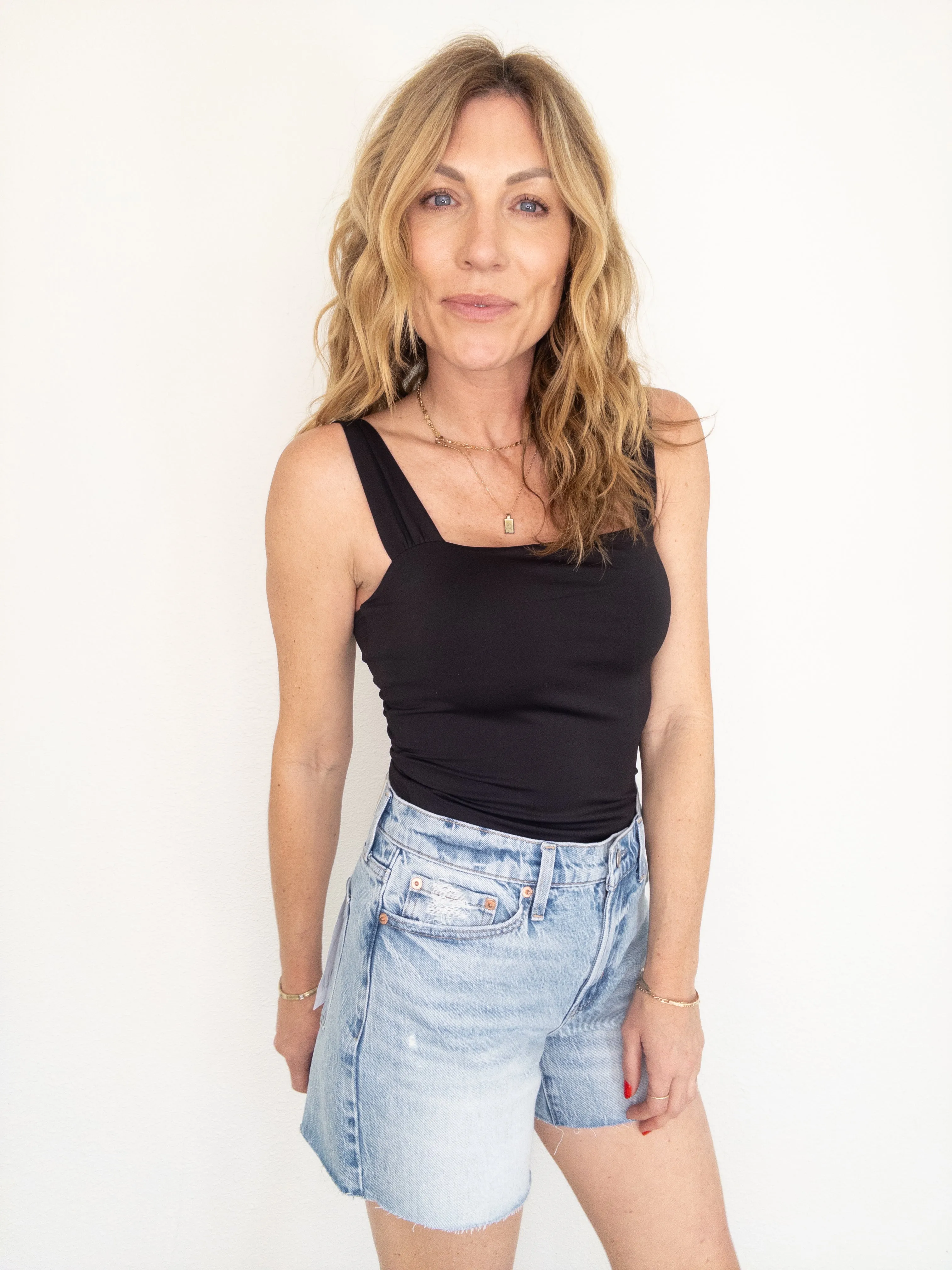 Pistola Kennedy Mid Rise Cut Off Short