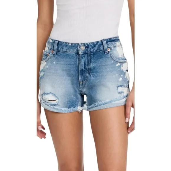Ser.o.ya Lex Short Mid Rise Fitted Olympia Bleached NWT Size 28 MSRP $245