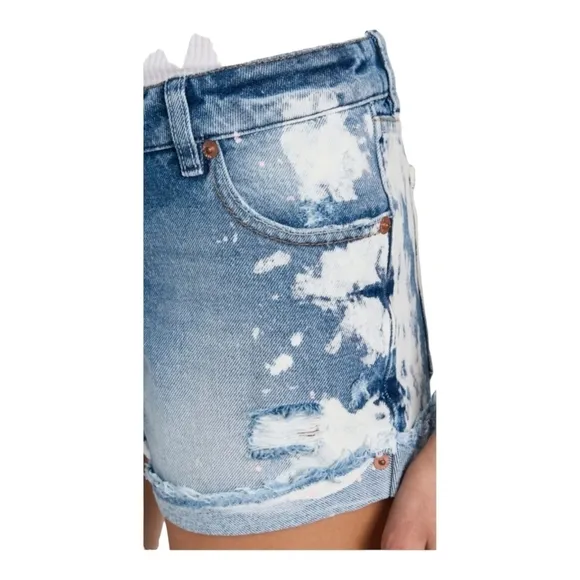 Ser.o.ya Lex Short Mid Rise Fitted Olympia Bleached NWT Size 28 MSRP $245