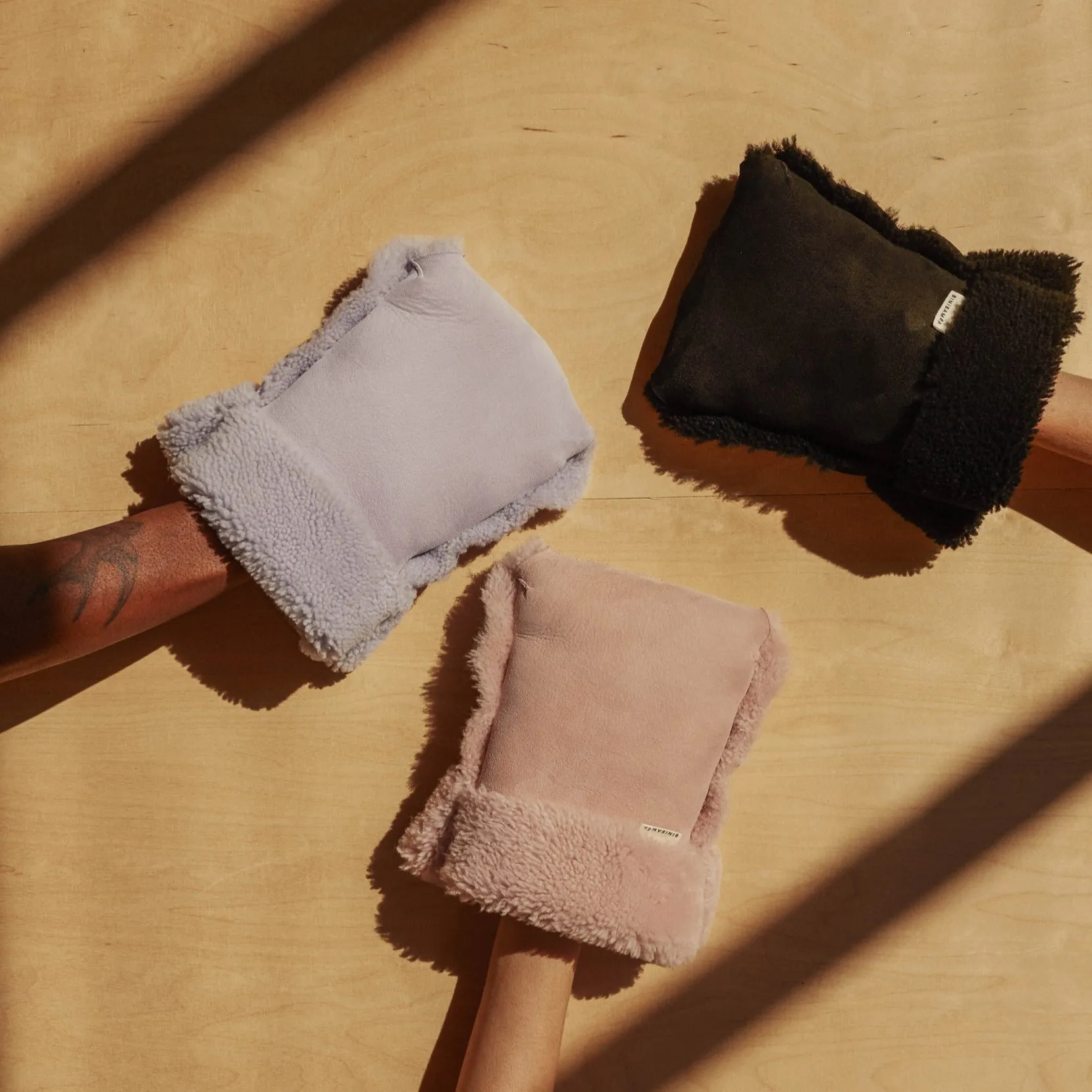 Sheepskin Buggy Mittens (Rose)
