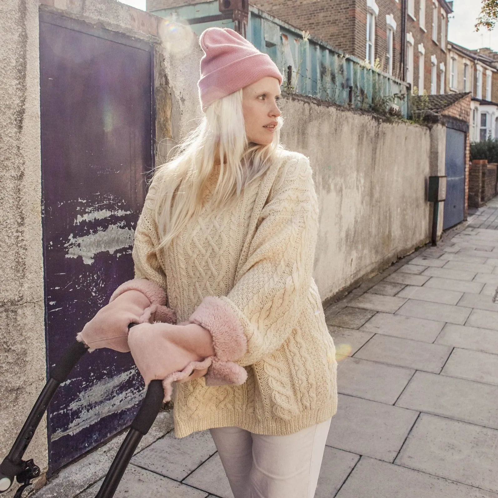 Sheepskin Buggy Mittens (Rose)