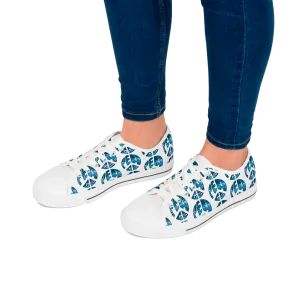 Shoes of Peace - Women's Low Top Sneakers (Blue Camo Peace Design)