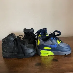 Size 4 / Baby Boy Nike Shoes Bundle