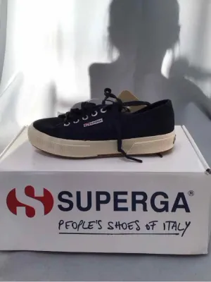 SUPERGA SIZE 6 Ladies SHOES