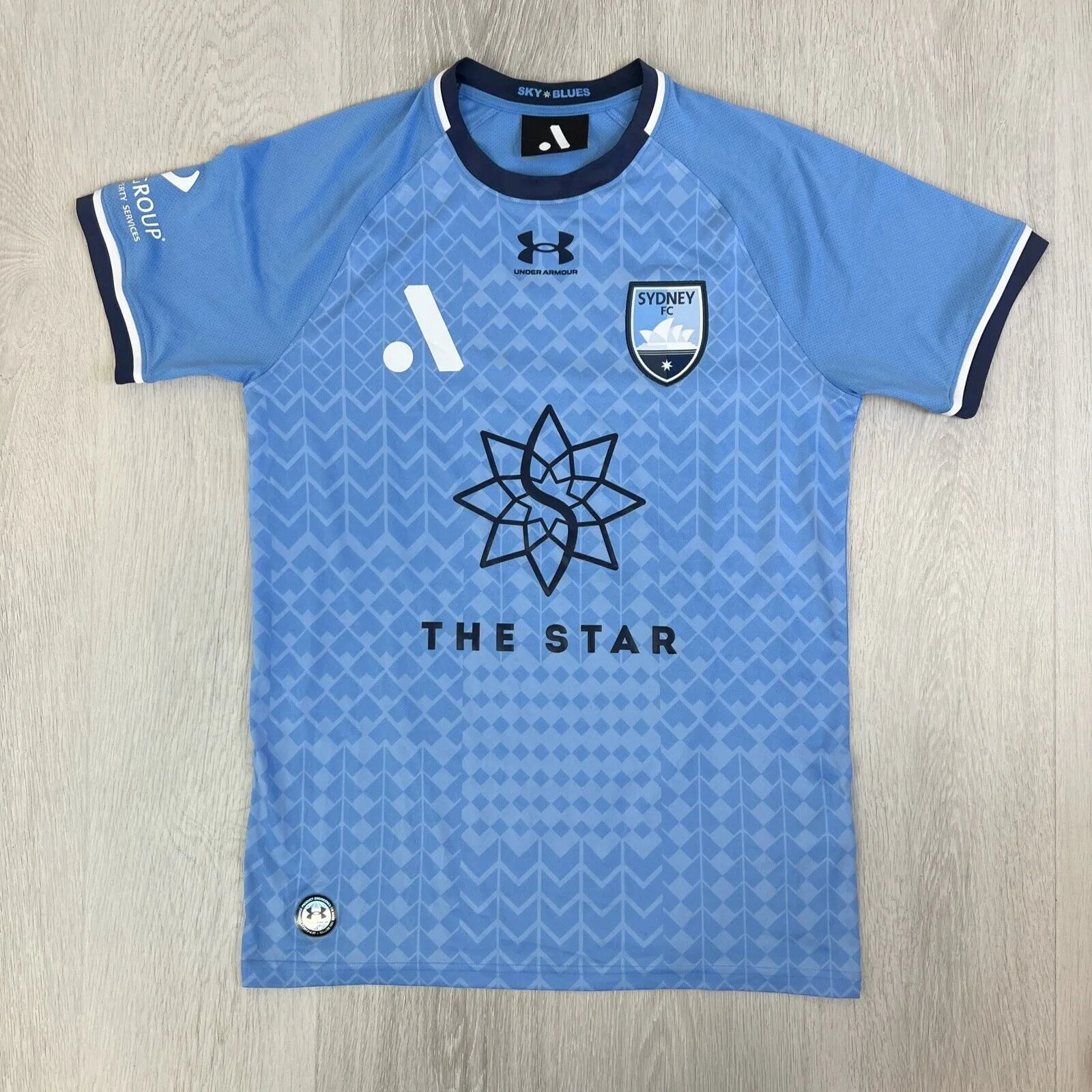 Under Armour Mens Sydney F.C A-League Football Jersey Soccer Jersey Size Medium