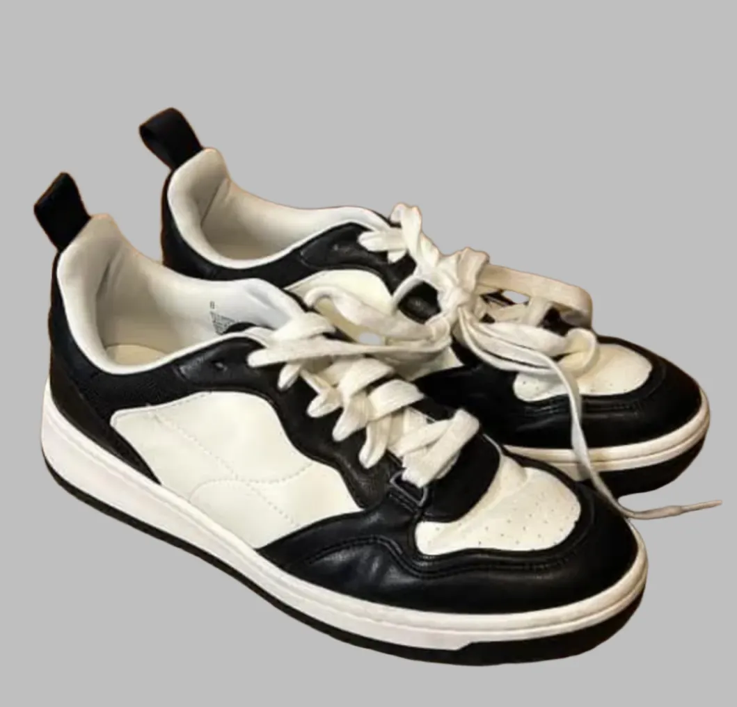 Wild Fable Women's Black & White Tennis Shoes Sneakers - Size 8